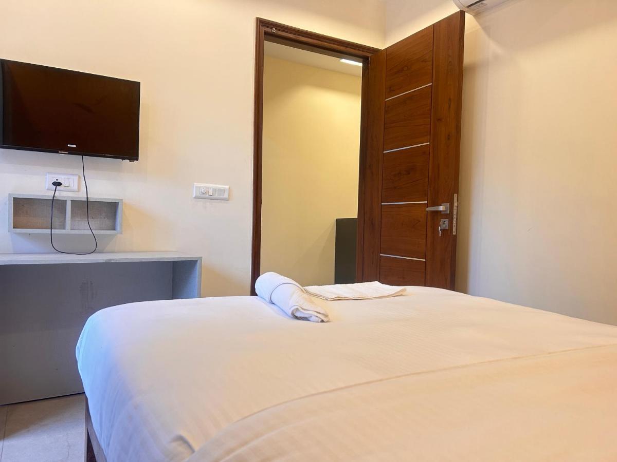 Lime Tree Service Apartment - Medanta Medicity, Ґурґаон Екстер'єр фото